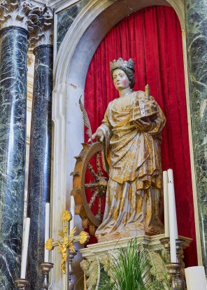칼케돈의 성녀 에우페미아 제단 조각2_photo by Georg Karl Ell_in the Cathedral of St Euphemia in Rovinj_Croatia.jpg